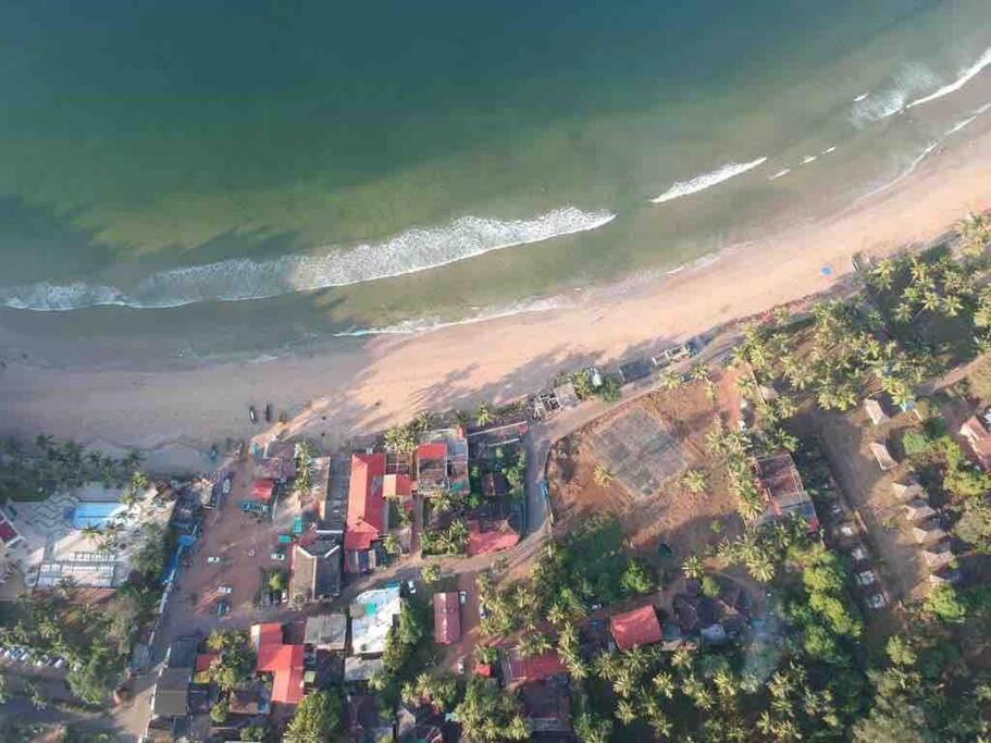 Valerys Nest Bogmalo - Private Villa Near The Beach And Dabolim Airport Kültér fotó