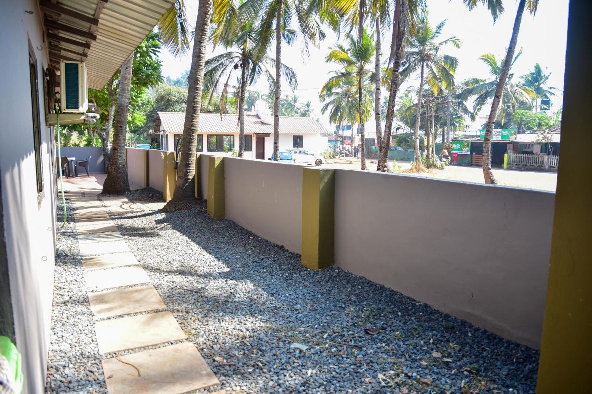 Valerys Nest Bogmalo - Private Villa Near The Beach And Dabolim Airport Kültér fotó